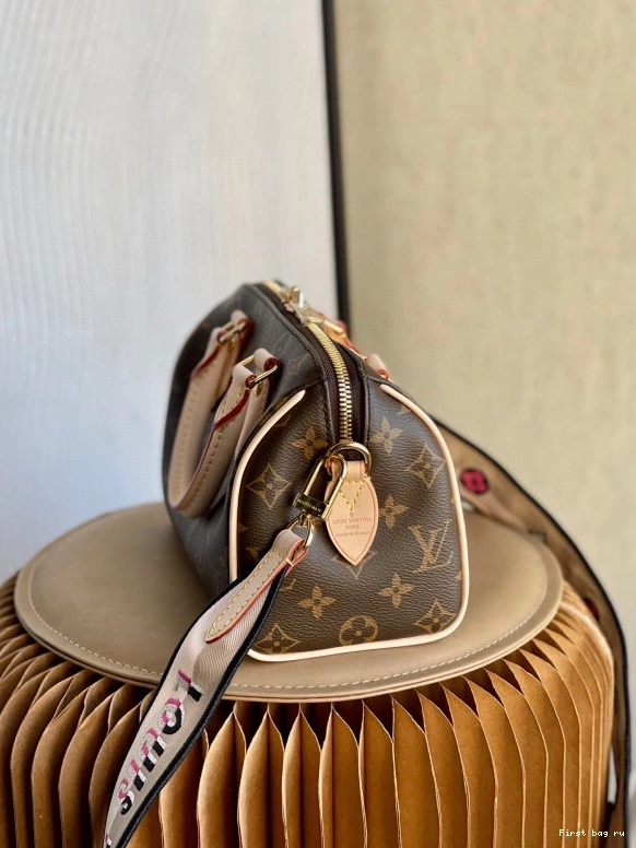 Frstbag ru BANDOULIÈRE Louis Vuitton 20 SPEEDY 0729